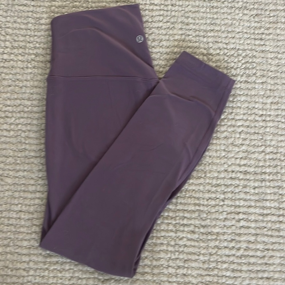 Lululemon Align 25 in Size 6 purple